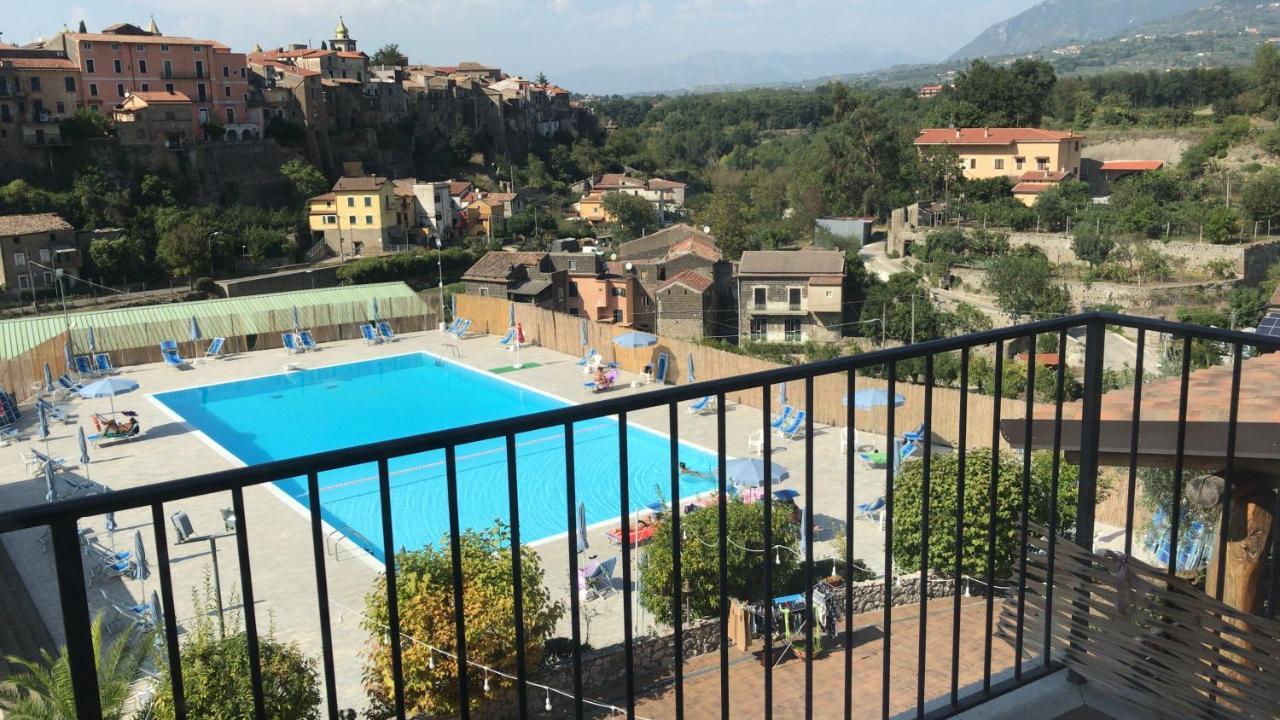 Bed and Breakfast Le Rocce SantʼAgata deʼ Goti Exteriér fotografie