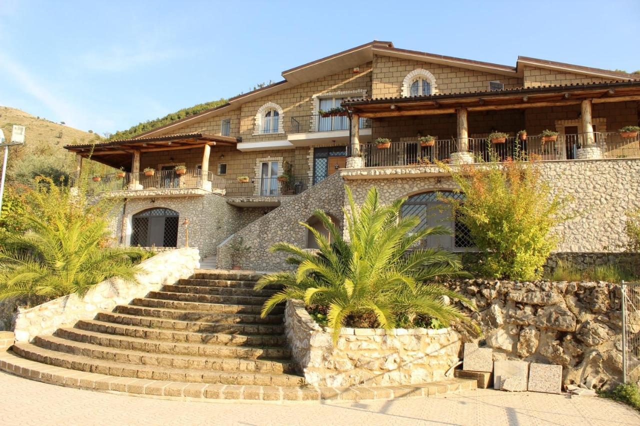 Bed and Breakfast Le Rocce SantʼAgata deʼ Goti Exteriér fotografie